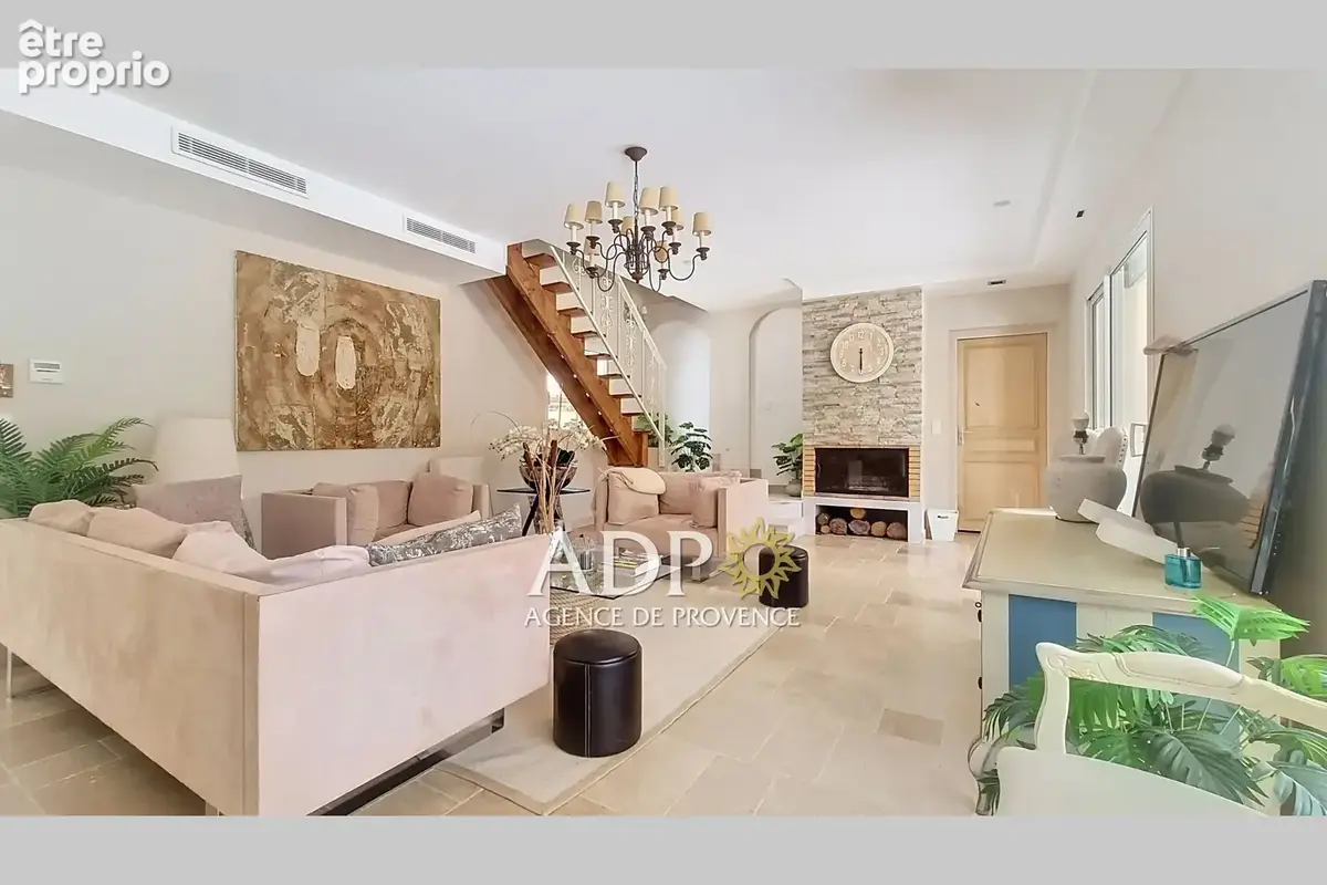 Maison 136 m² à Saint-Cezaire-Sur-Siagne  - photo 8