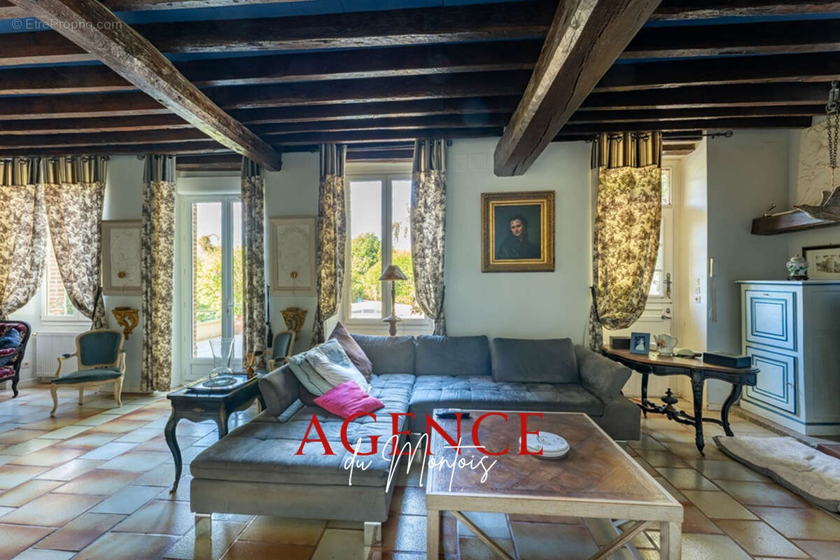 Maison à NOGENT-SUR-SEINE