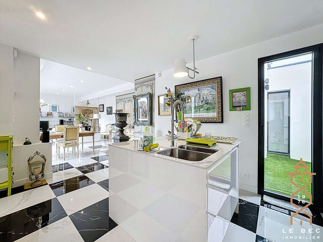 Maison à PLOUHARNEL