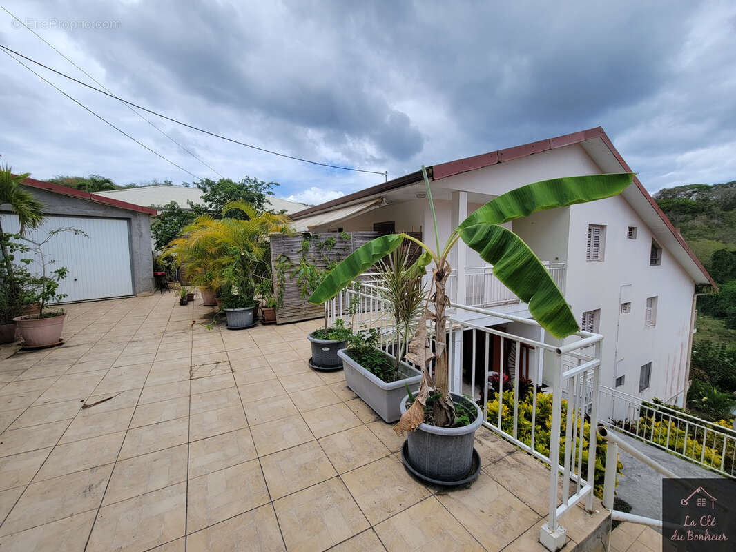 Appartement à LES TROIS-ILETS
