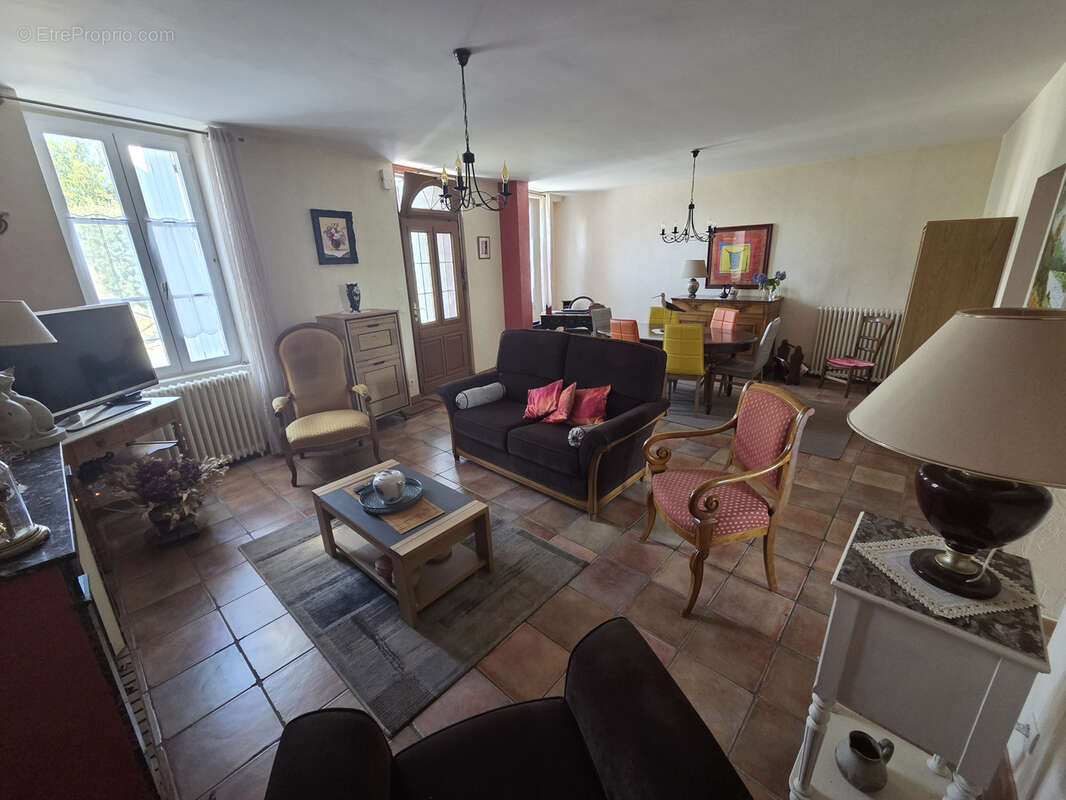 Hyper centre les herbiers ! maison 4 chbres - photo 4