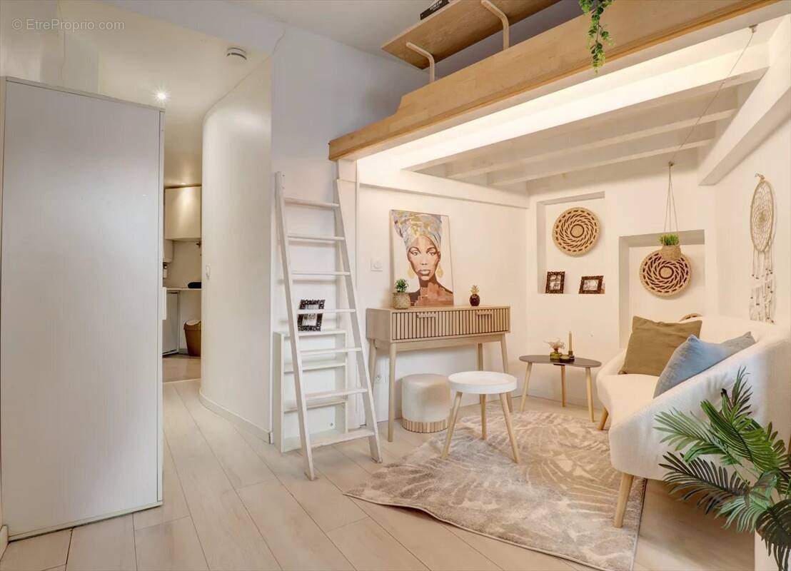 Appartement à PARIS-20E