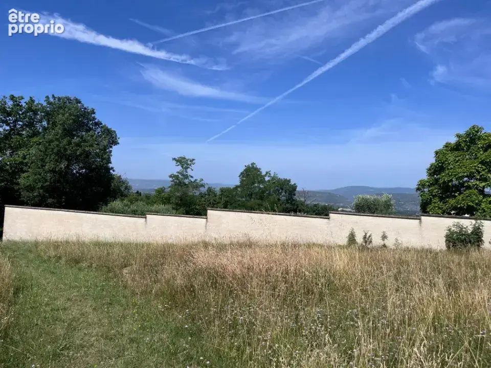 Terrain à LORIOL-SUR-DROME