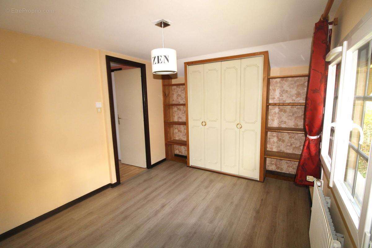 Maison à LE THILLOT