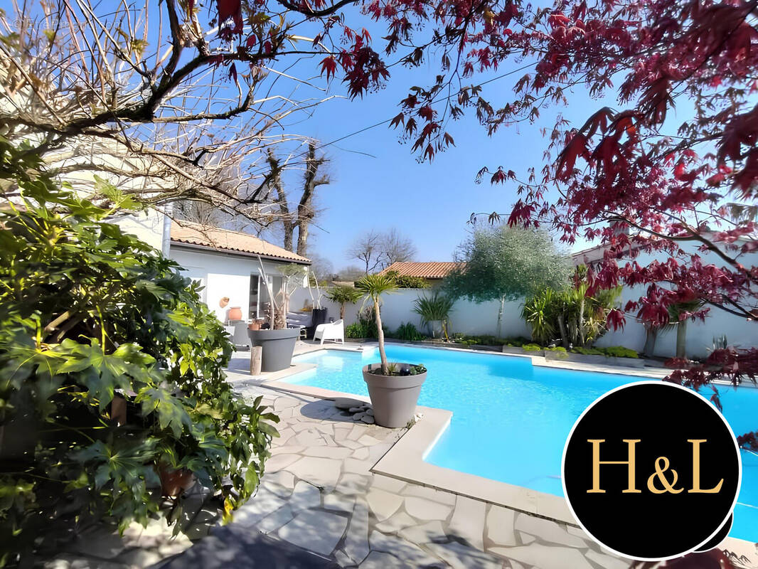 Maison à LE HAILLAN