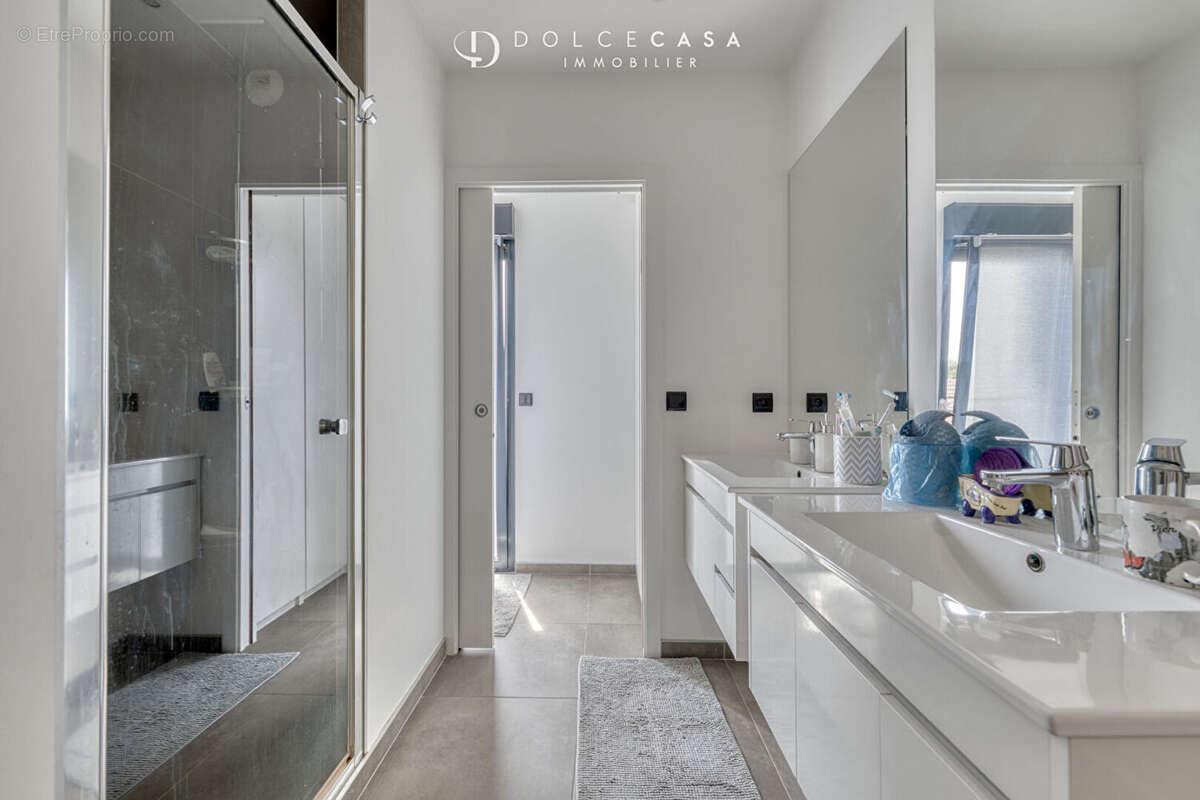 Maison à BRY-SUR-MARNE