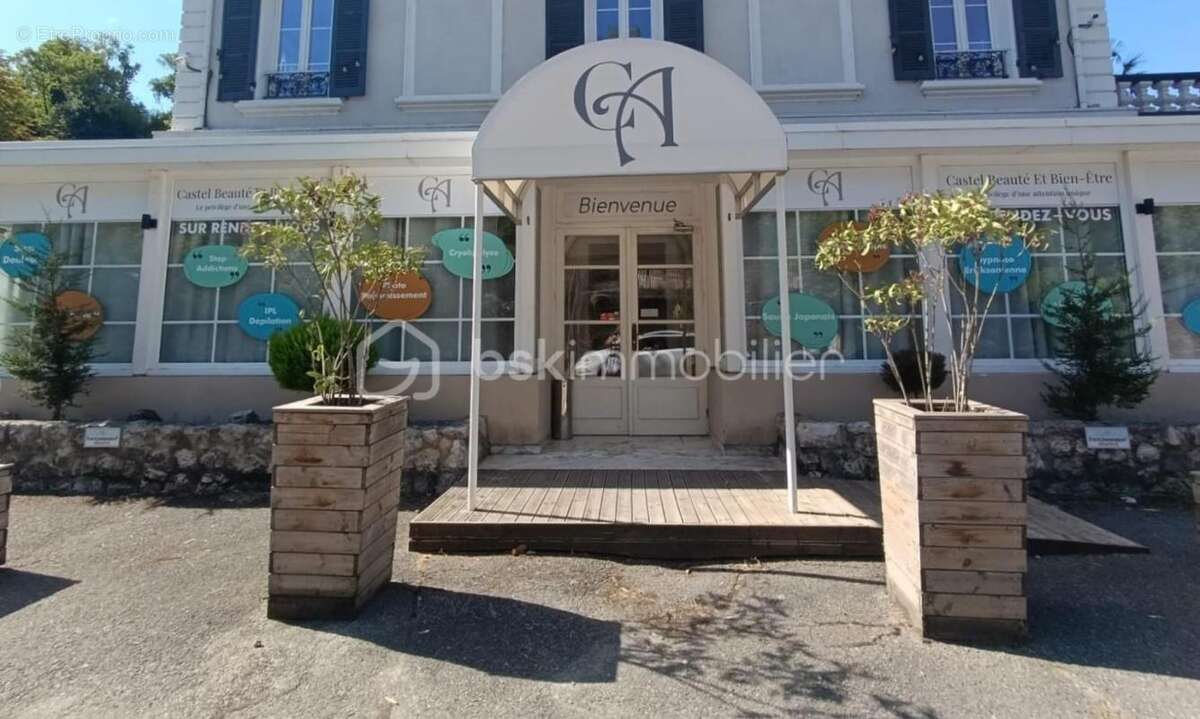 Commerce à SAINT-JEAN-DE-MOIRANS