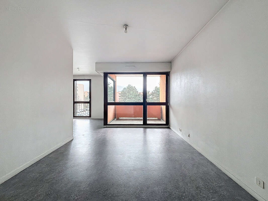 Appartement à LA RAVOIRE