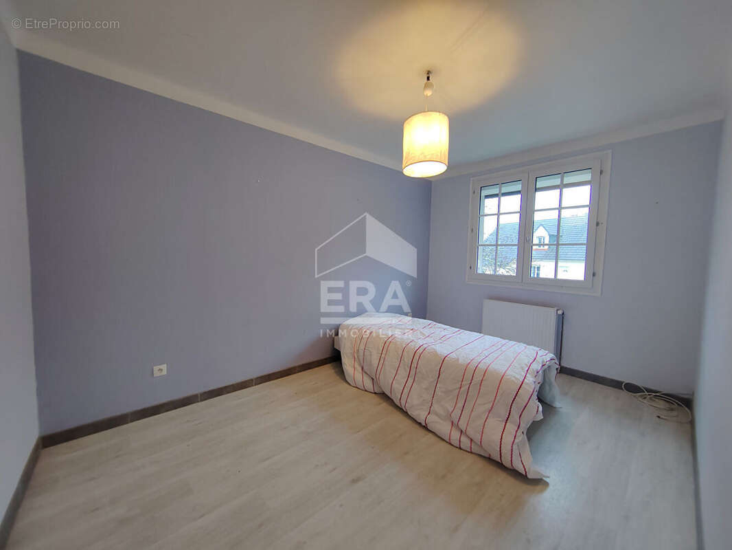 Maison à LA VILLE-AUX-CLERCS