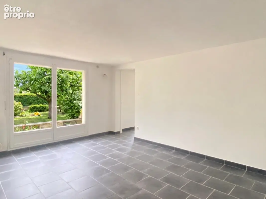 Maison + appartements à Mezy Sur Seine 14 pièce(s) 362 m2 - photo 18