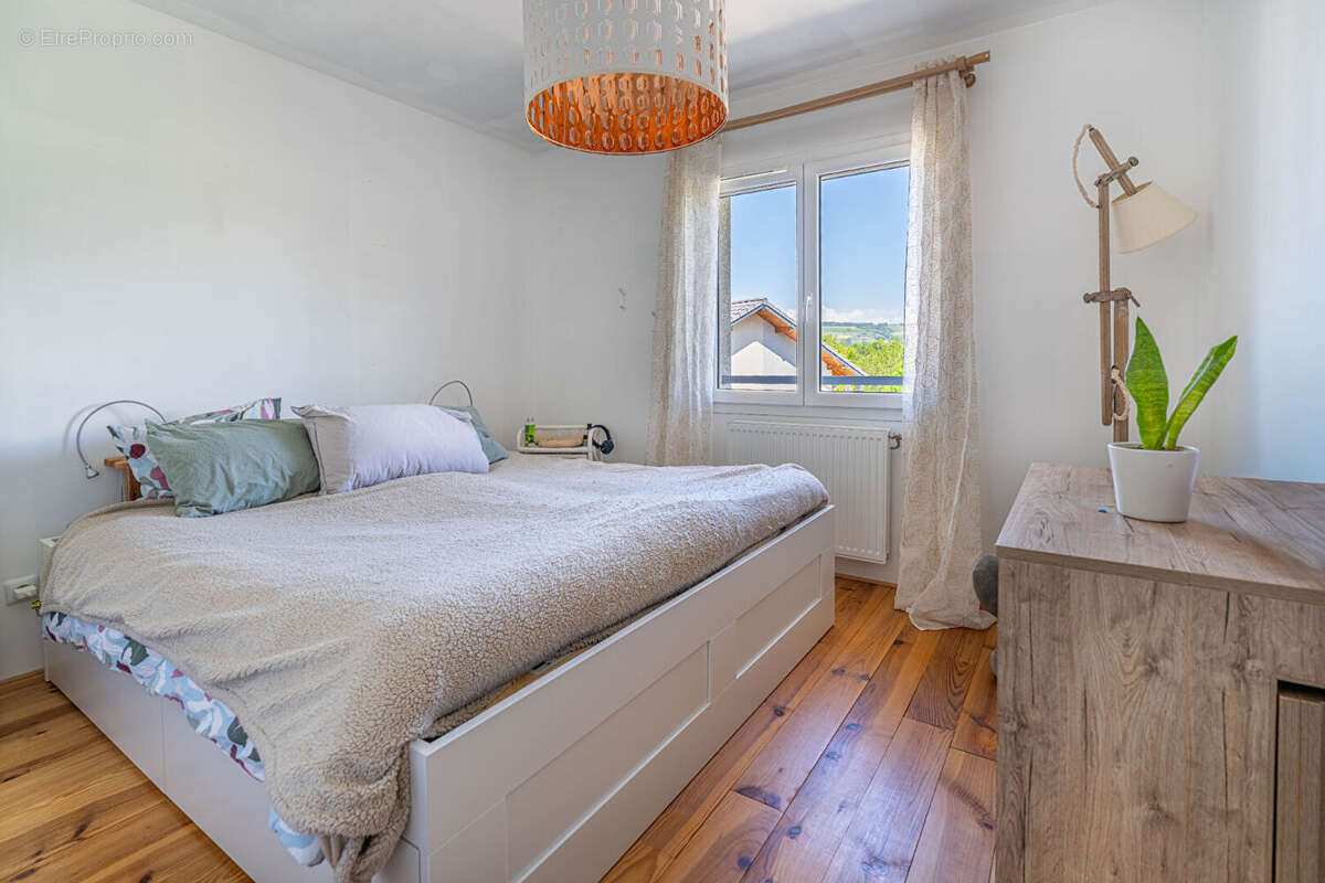 Maison 90m² à mésigny - photo 13