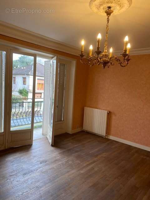 Maison à MALEMORT-SUR-CORREZE