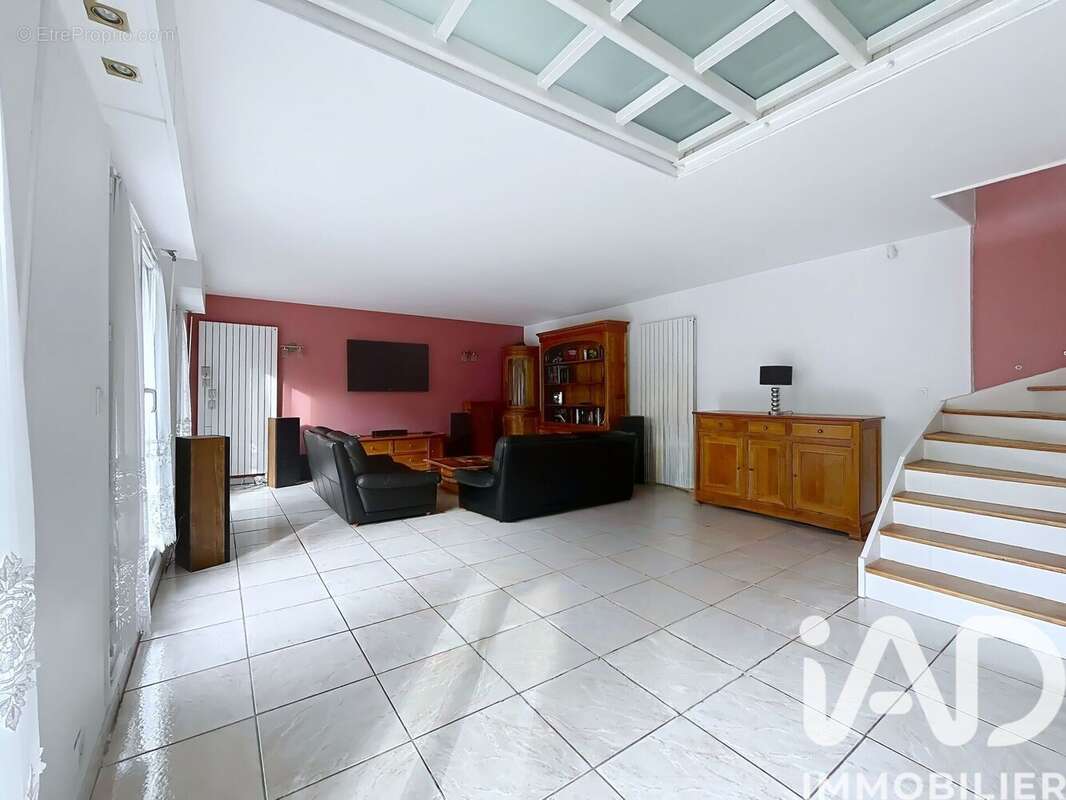 Photo 2 - Appartement à CHAMPS-SUR-MARNE