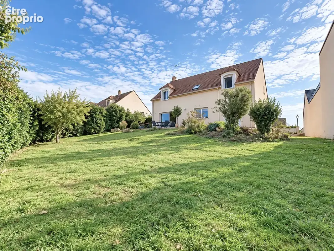 Férolles-Attilly - Pavillon individuel - 200 m²  - Sous sol total - photo 17
