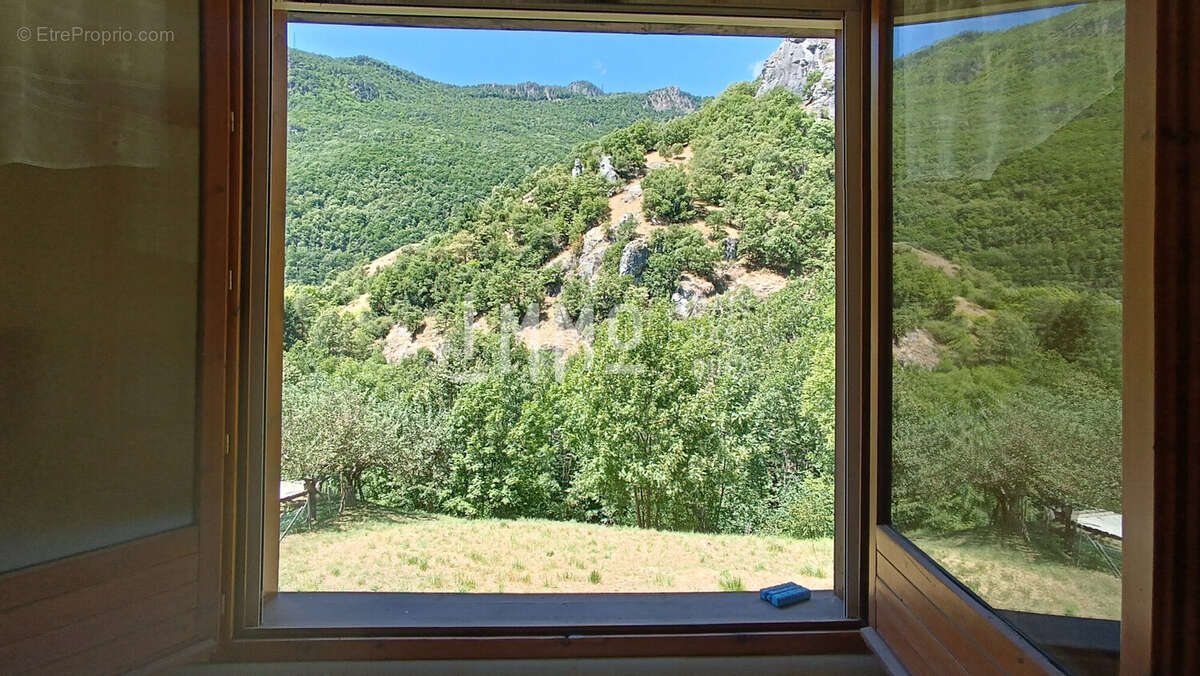 Maison à NOTRE-DAME-DU-PRE