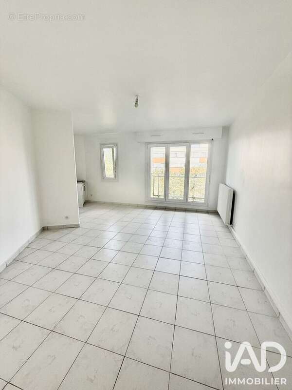 Appartement 30 m² à Le Bourget  - photo 2