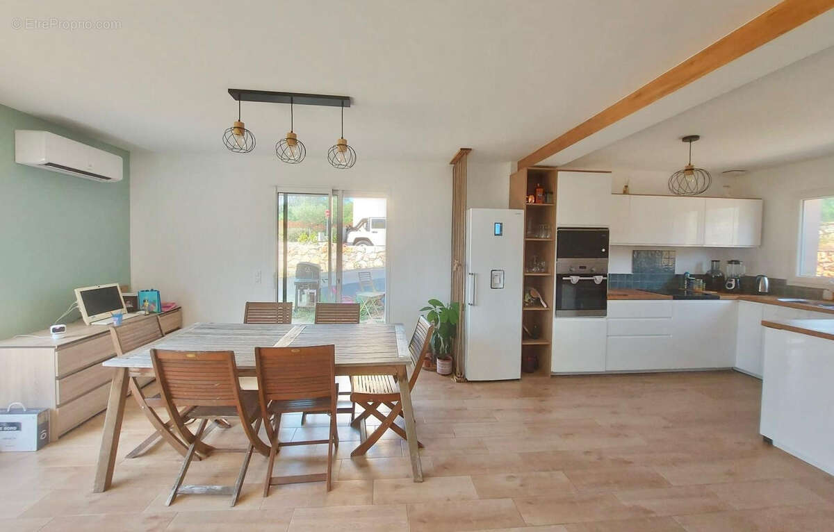 Maison à FAYENCE