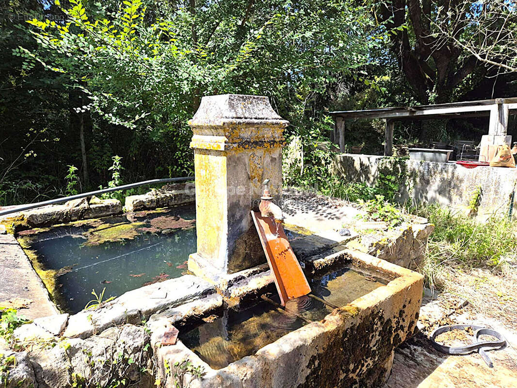 Maison à LORIOL-DU-COMTAT