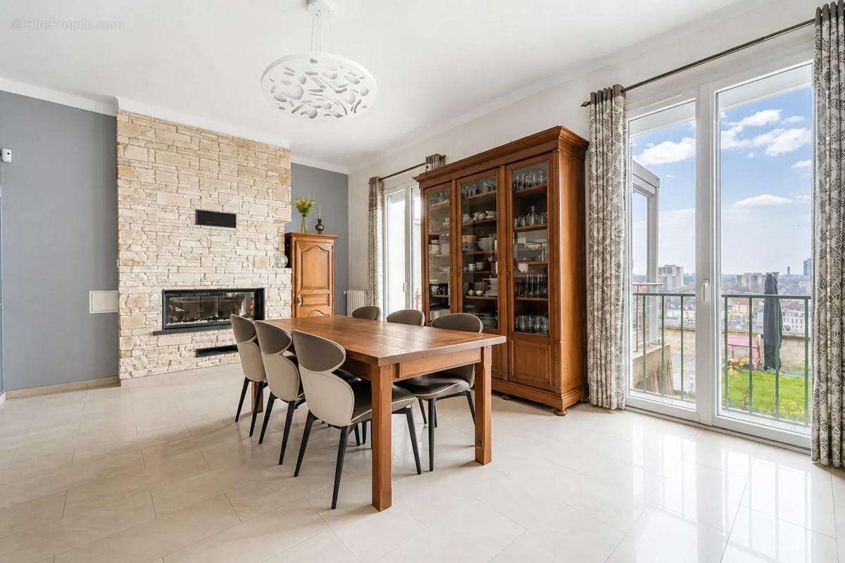 Maison de 7 pièces de 174 m² à Pontoise - photo 2