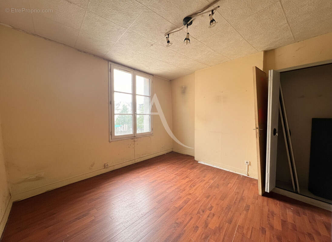 Appartement à MONTRICHARD