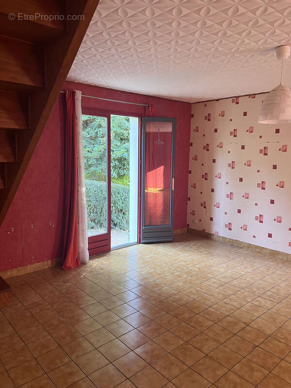 Maison à COULANGES-LES-NEVERS