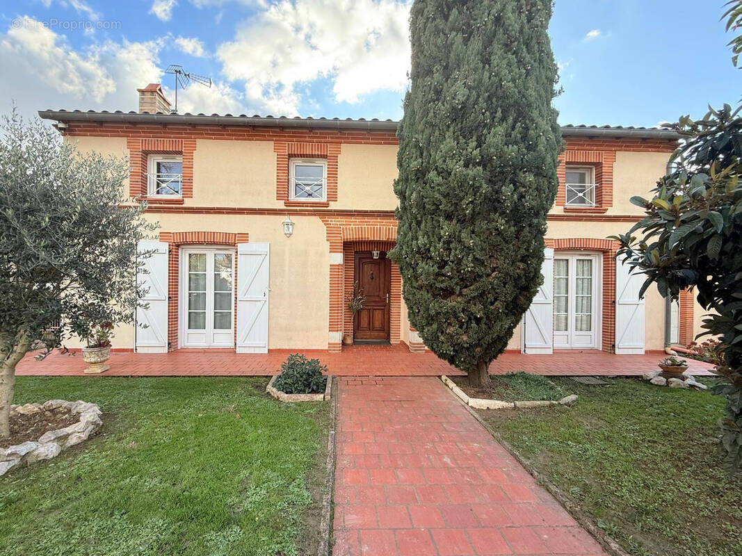 Maison à LABARTHE-SUR-LEZE