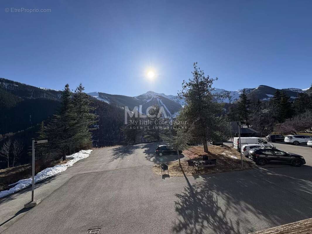 Appartement à SAINT-ETIENNE-DE-TINEE