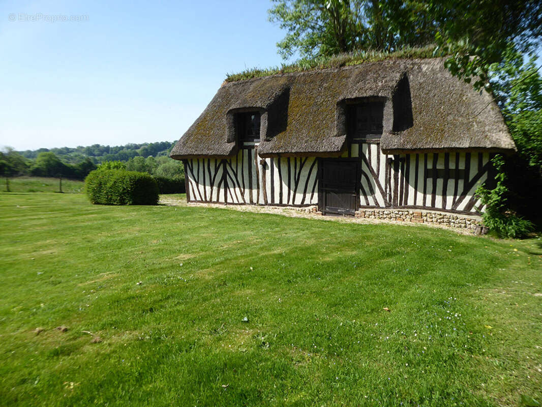 Maison à PONT-L'EVEQUE