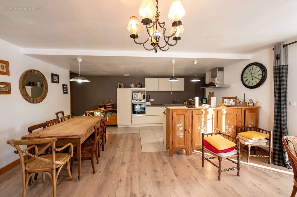 Appartement à JOUGNE