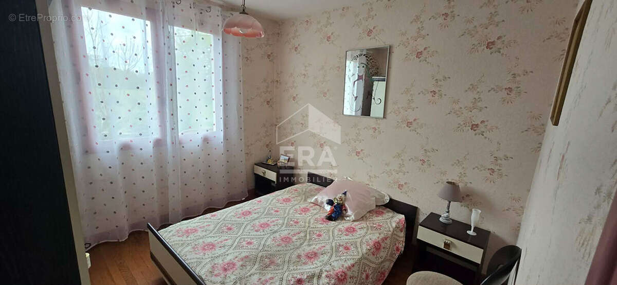 Maison à MONTPON-MENESTEROL