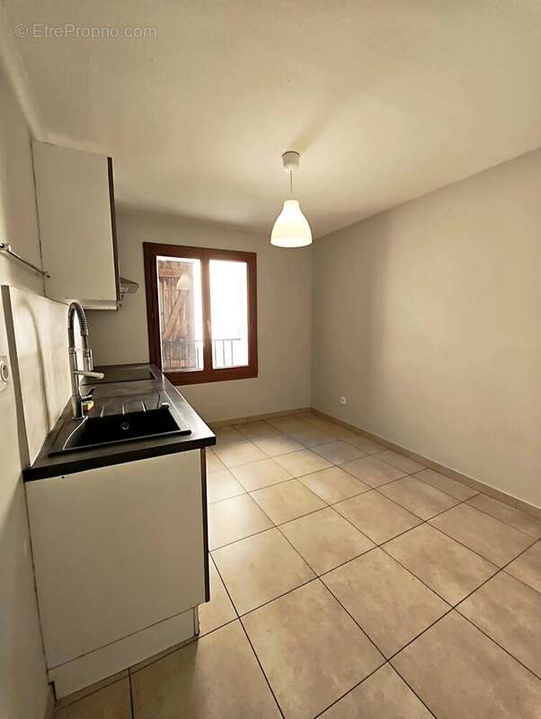 Appartement à COURSAN