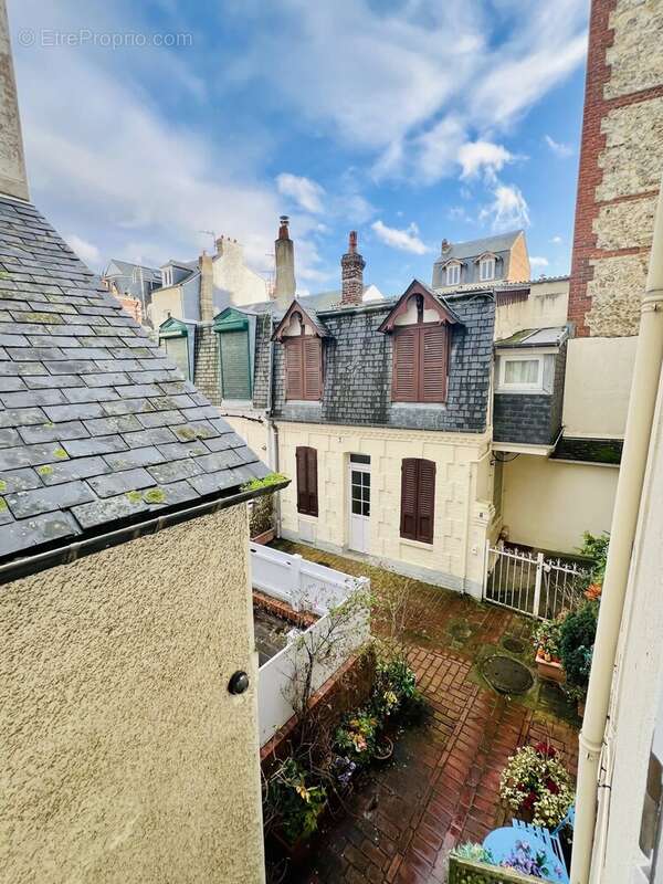 Appartement à TROUVILLE-SUR-MER
