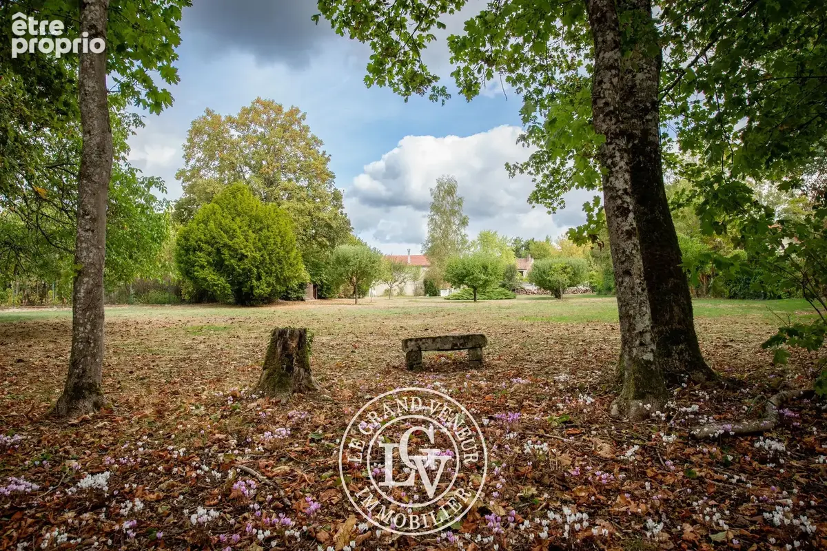 Proche fontainebleau - propriété de caractère avec piscine et maison de gardien sur un beau terrain de 5 500 m² - photo 30