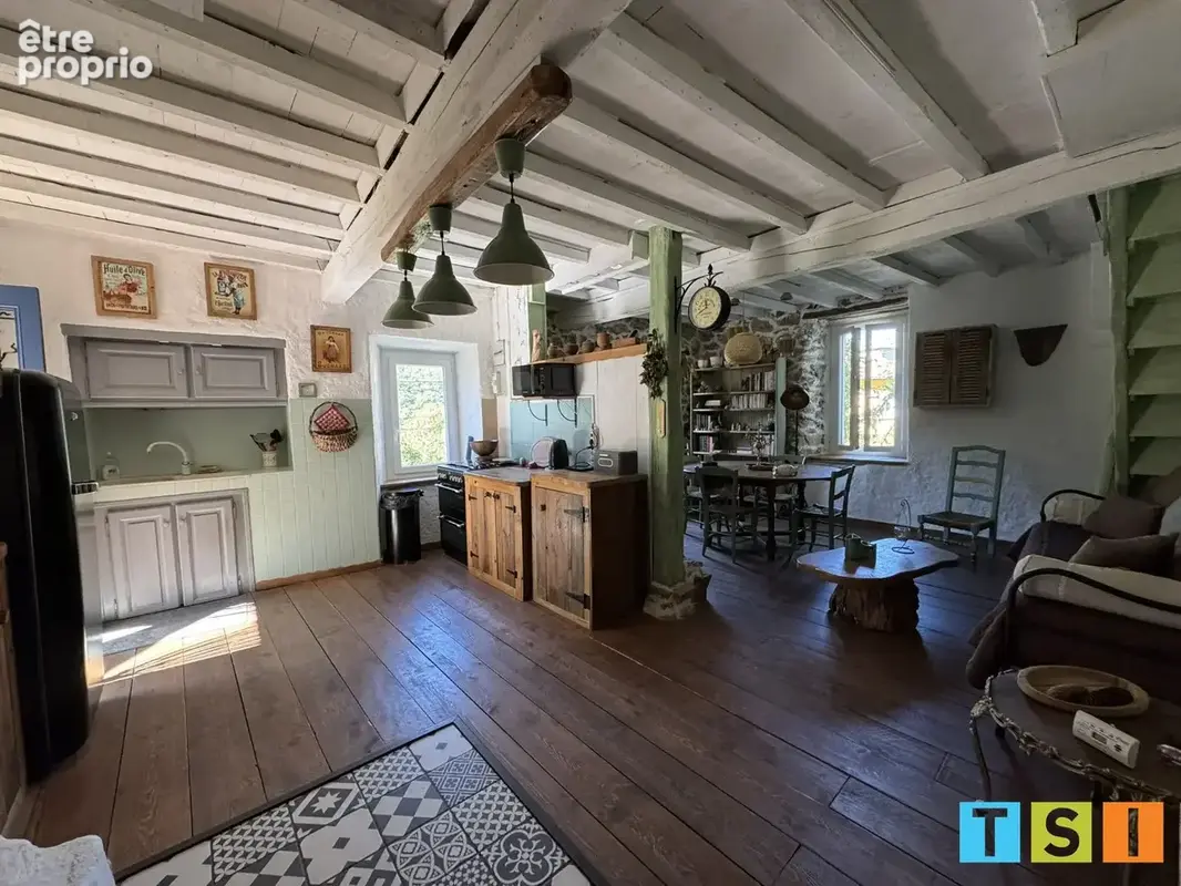 Ancienne bergerie de caractère  Vue Cagire - rénovée T3 avec 828 m² terrain et garage . - photo 24