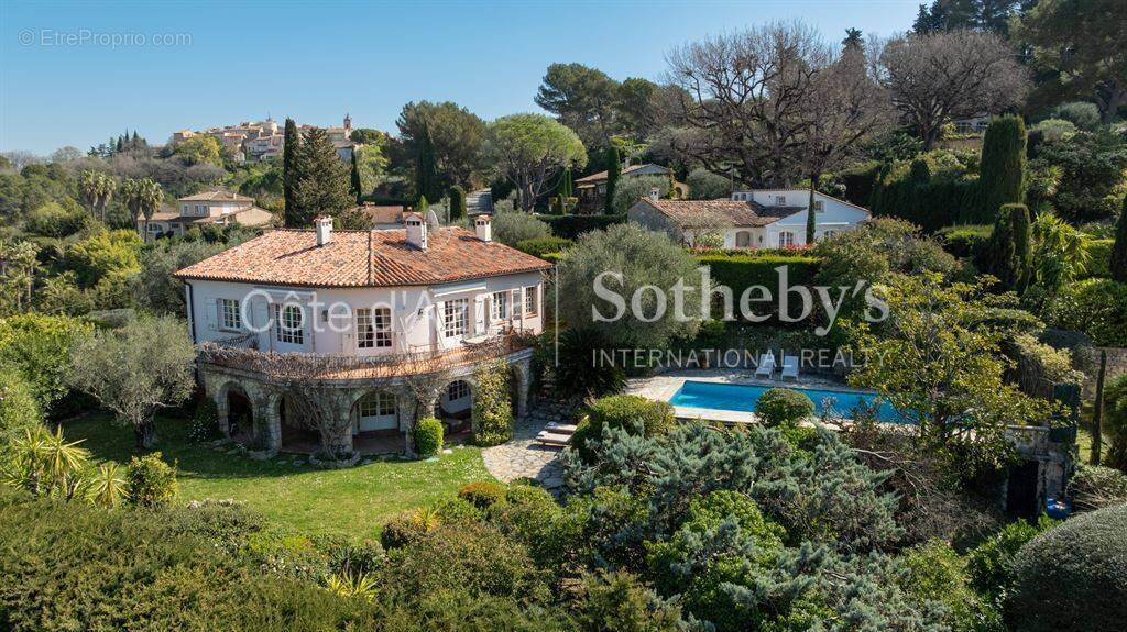 Maison à MOUGINS