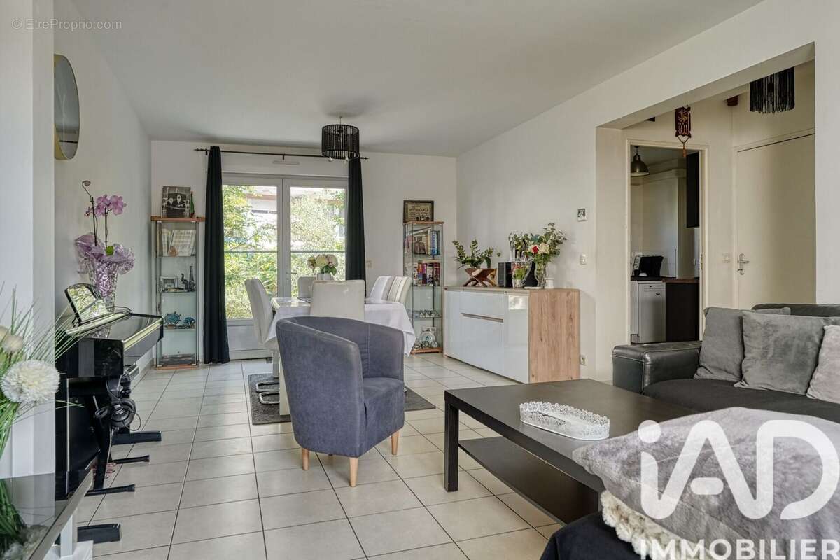 Photo 7 - Maison à GENNEVILLIERS