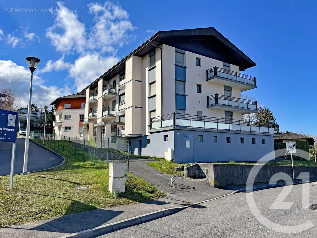 Appartement à EVIAN-LES-BAINS