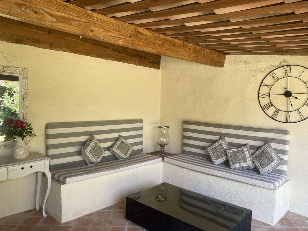 Maison à PLAN-DE-LA-TOUR