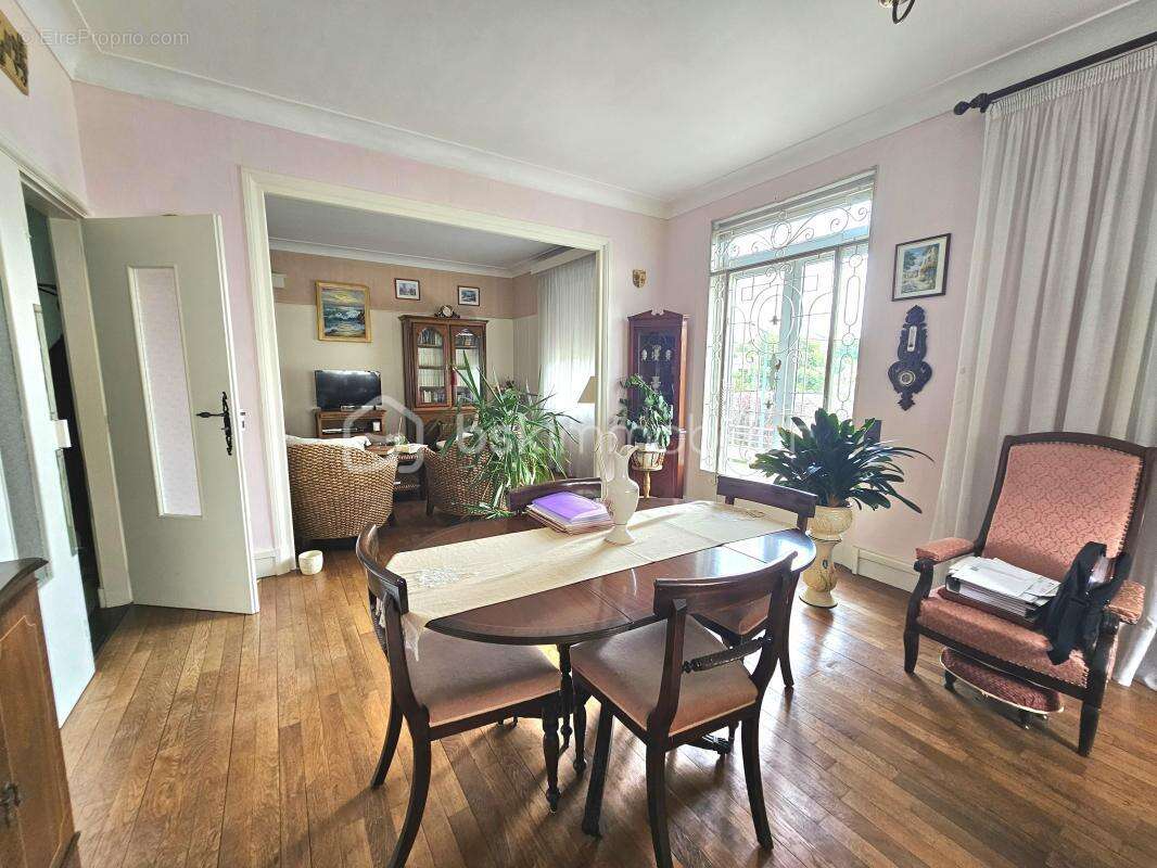 Maison à VIRE