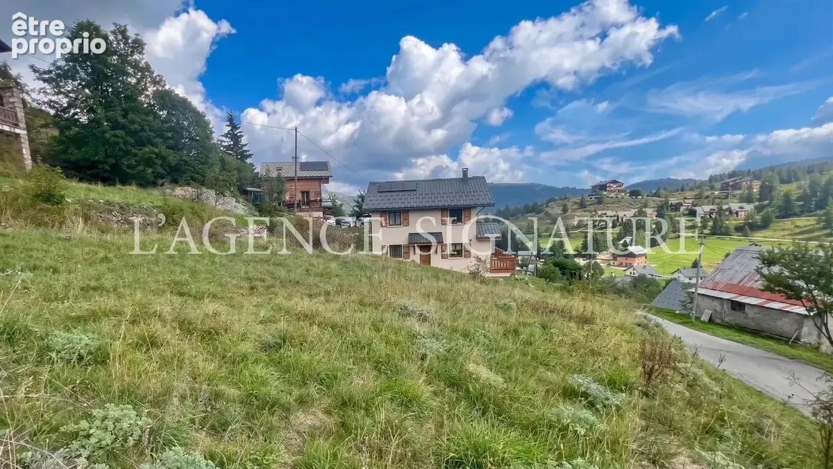 Les Launes - Terrain constructible 1001 m2 - photo 3
