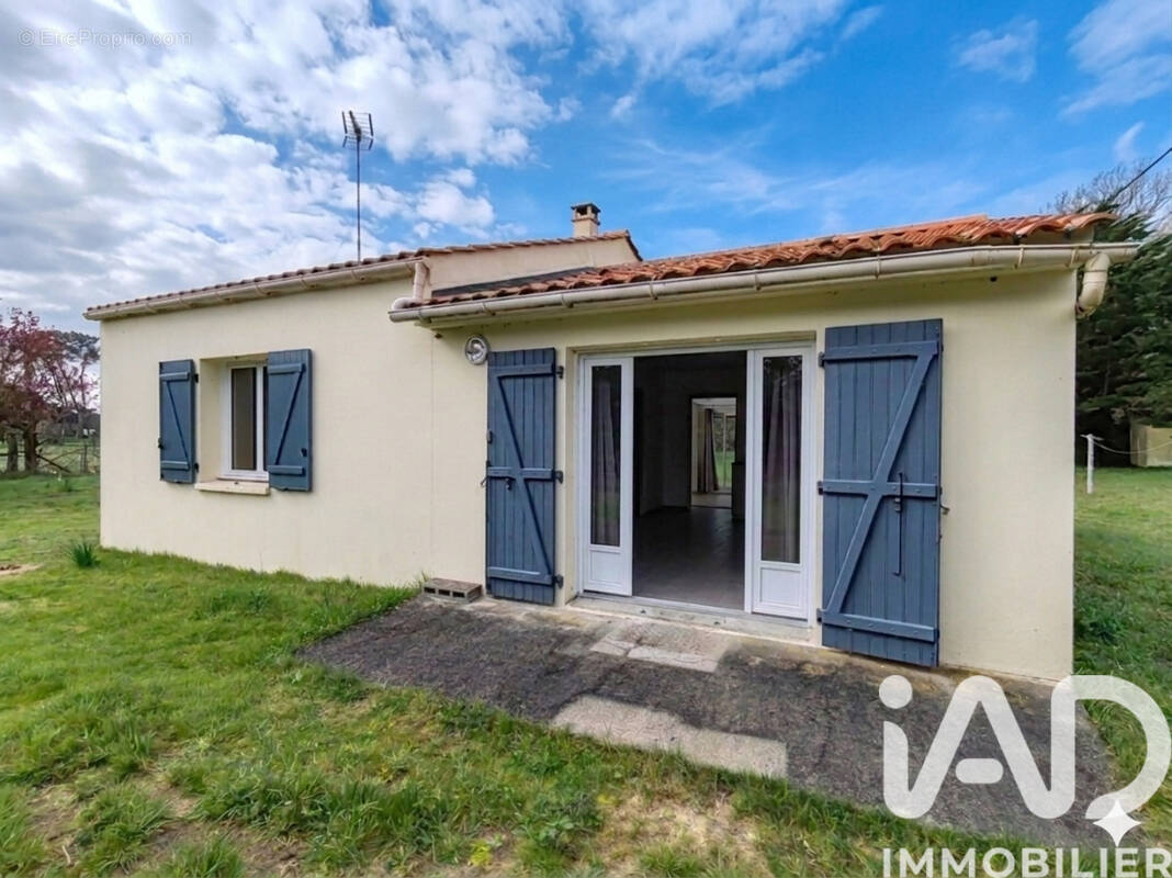 Photo 1 - Maison à SAINT-HILAIRE-DE-RIEZ