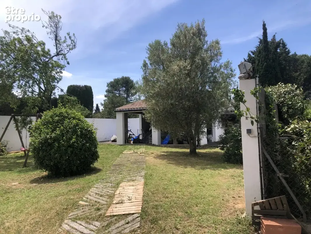 Élégante maison familiale avec piscine à deux pas du centre de Carcassonne - photo 18