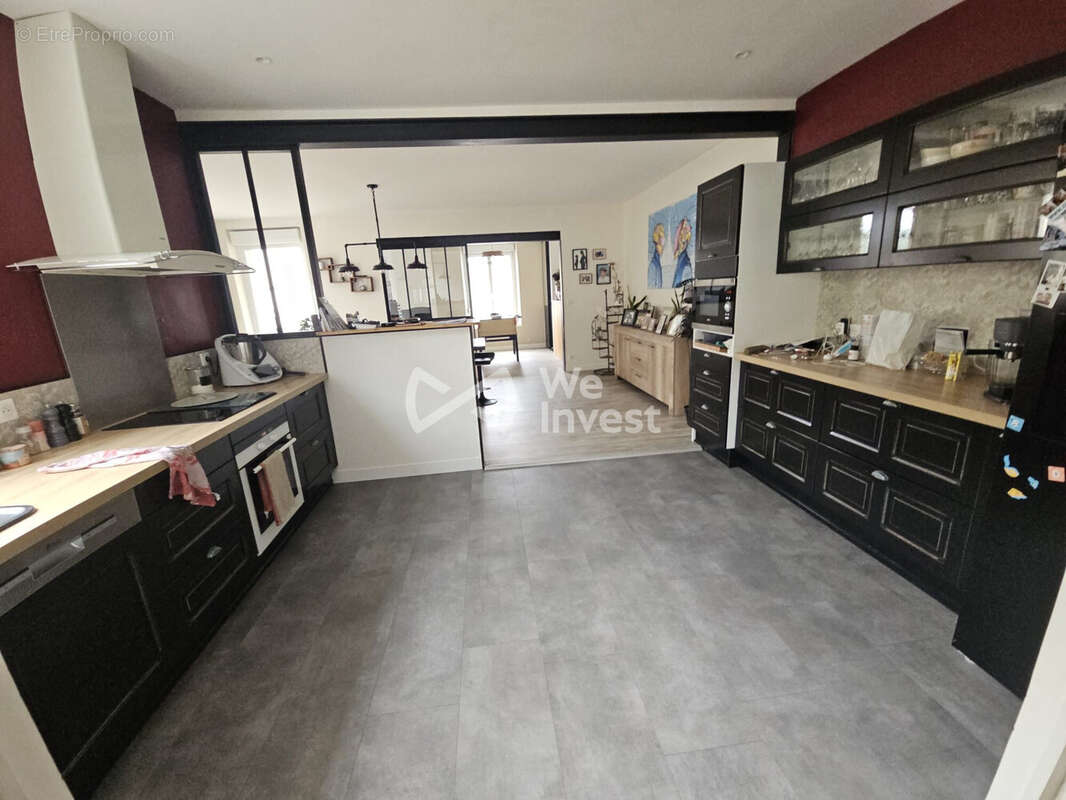 Maison 225 m² à Pargny-Les-Reims  - photo 2