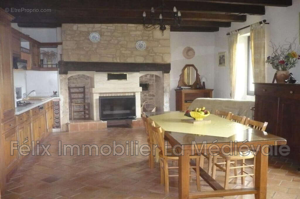 Maison à SARLAT-LA-CANEDA