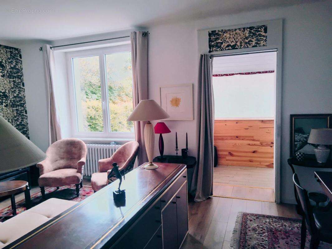 Coray deux pas- Maison T6 entierement renovée - photo 4