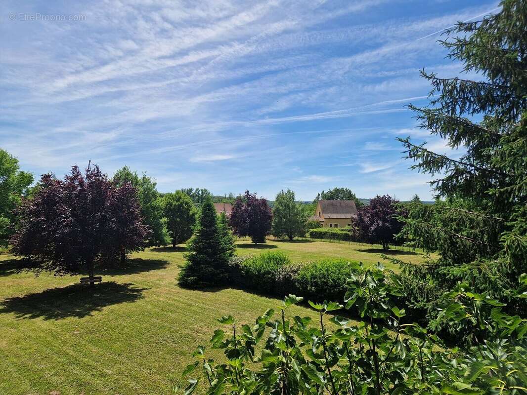 Maison Perigordine proche des commerces et parc arboré de 3860m2 - photo 2