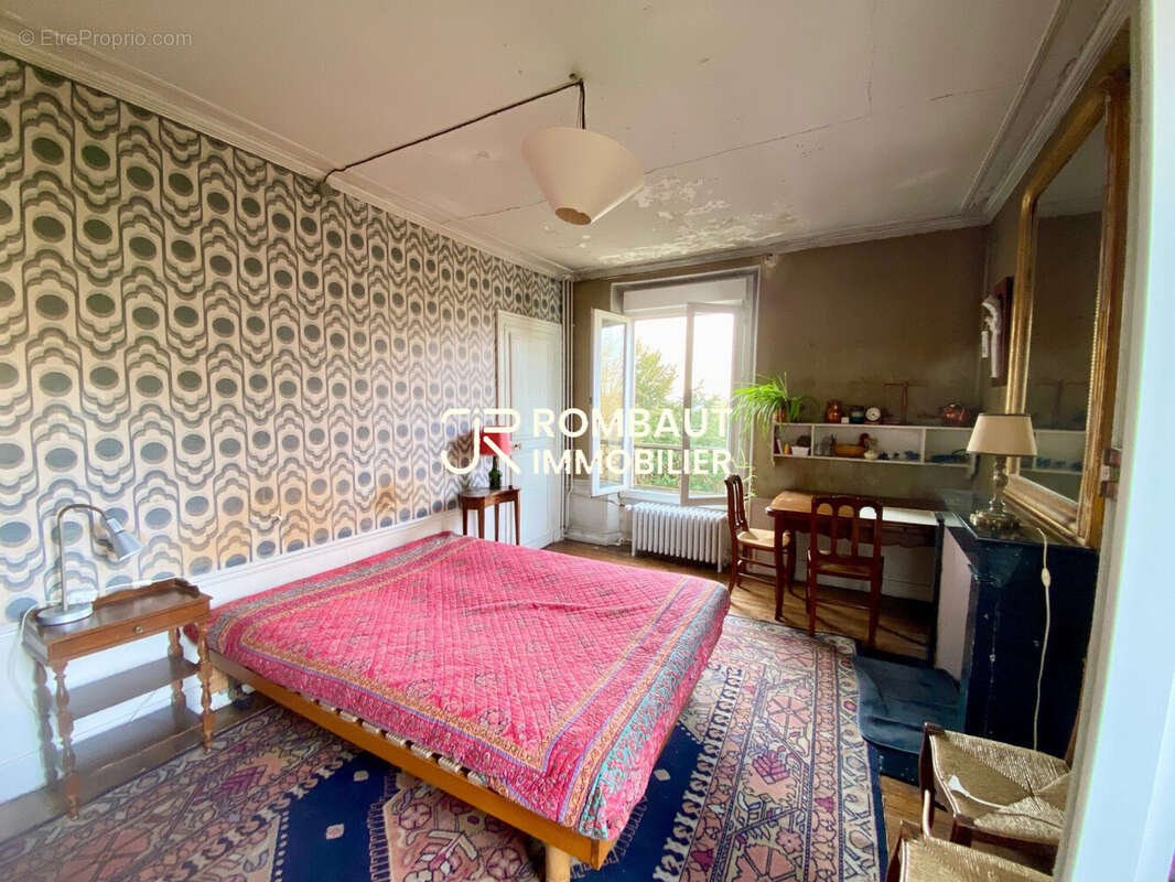 Maison à LA CELLE-SAINT-CLOUD