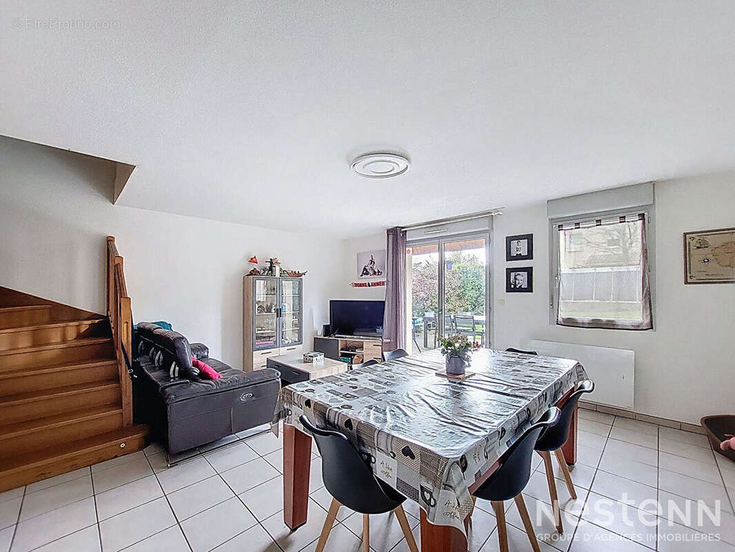 A Vendre Maison avec garage, terrasse et jardin proche du centre-ville de Condom - photo 6
