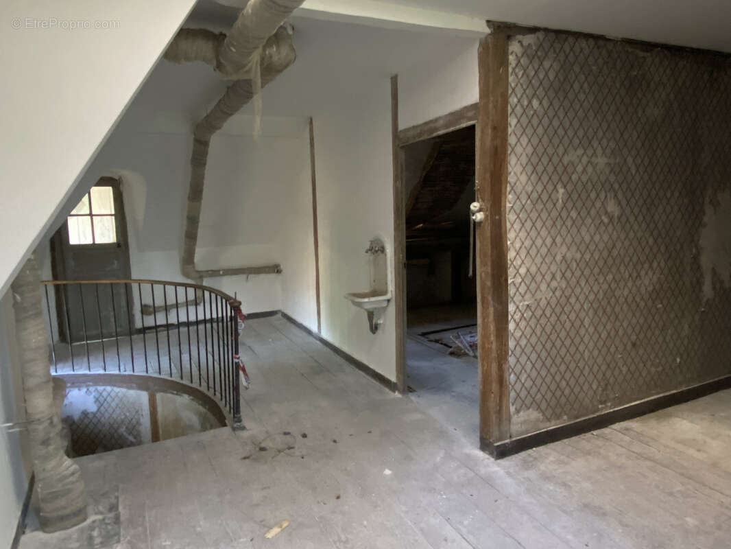 Maison à BRESSOLLES