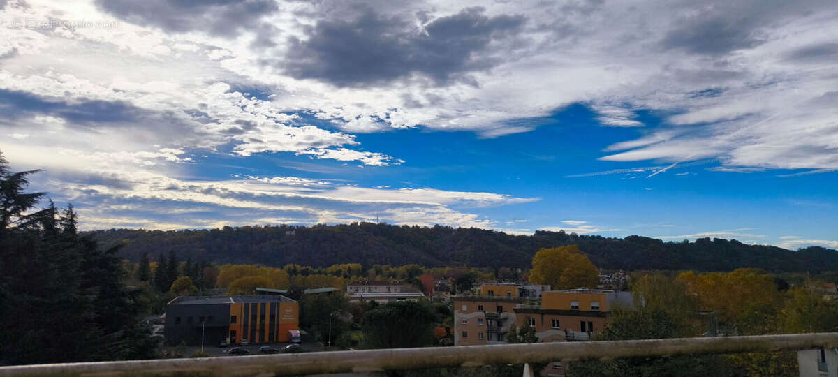 Appartement à BILLERE